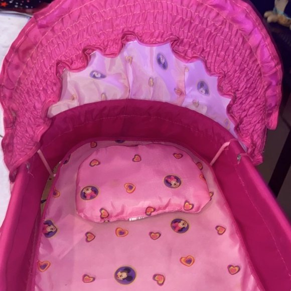 🎀Minnie Mouse doll rocking bed - Picture 3 of 6